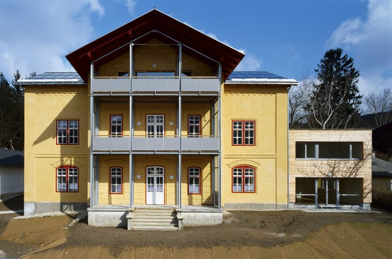 Residential Building at Purkersdorf, Lower Austria by Architect Georg Reinberg, Vienna, Austria.