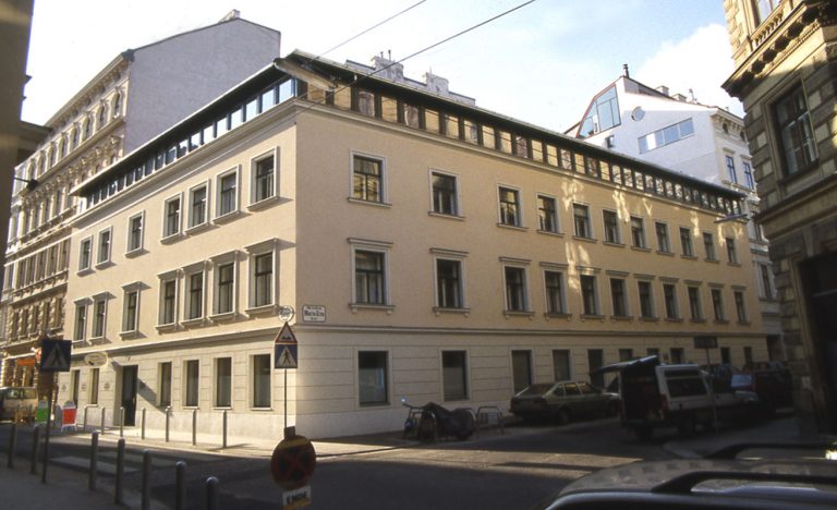 Vienna, Lange Gasse: Renovation